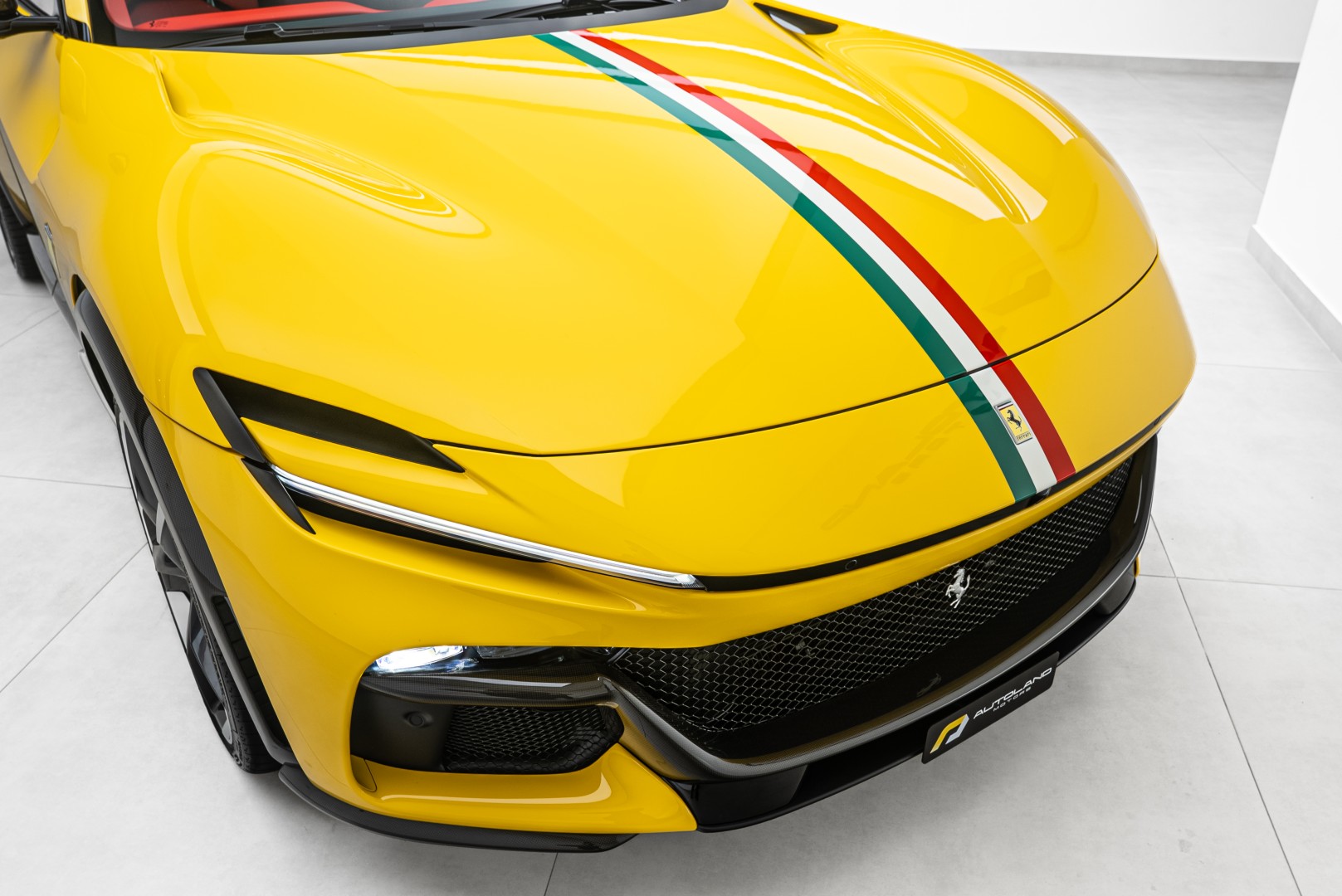 2025 FERRARI PUROSANGUE | FULL CARBON | MAIN DEALER SERVICE | HIGH SPECS |